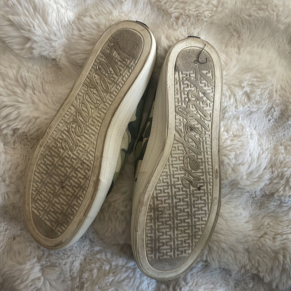 Tommy Hilfiger Army fatigue Shoes - Picture 7 of 7